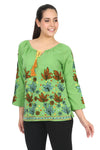 Blusa con Bordado Floral en Tonos Vivos