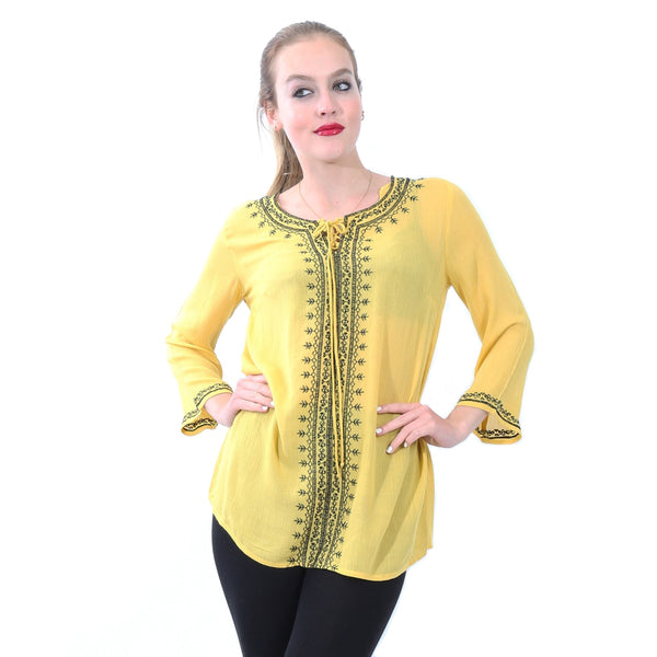 Blusa de manga larga con bordado asimetrico color amarillo - Dosmastres.com