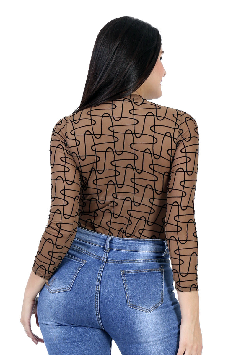 Body Translucido Con Estampado De Lineas