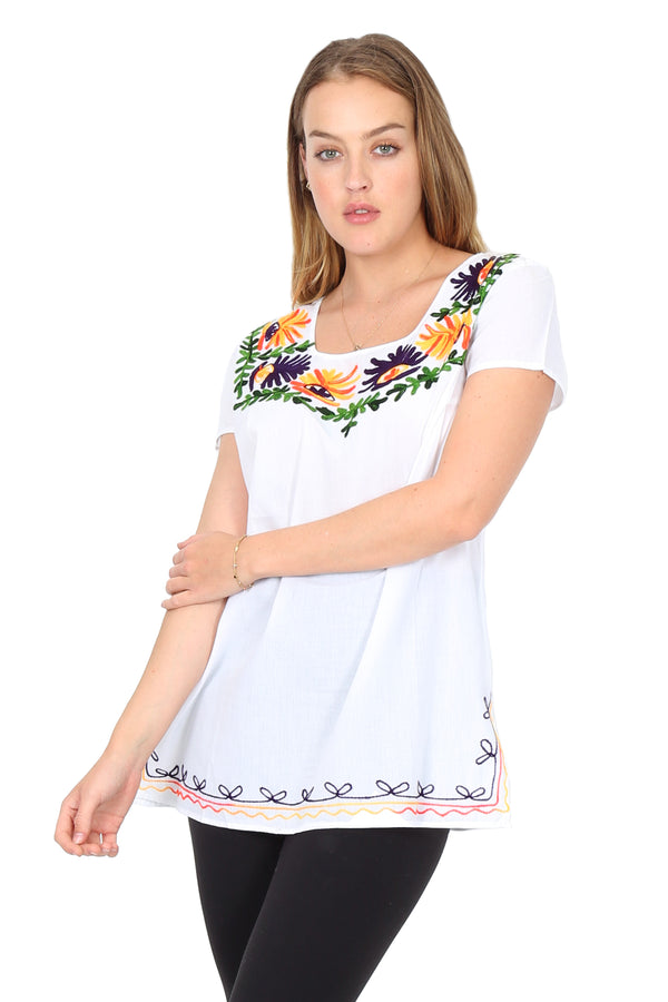 Blusa con Bordado de Flores en Colores Vivos