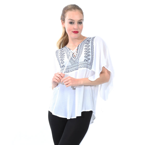 Blusa Corte Mariposa con Bordado Asimétrico