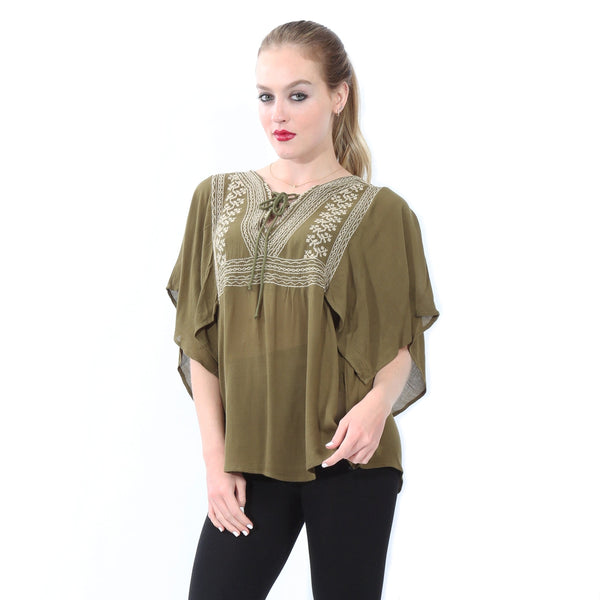 Blusa Corte Mariposa con Bordado Asimétrico